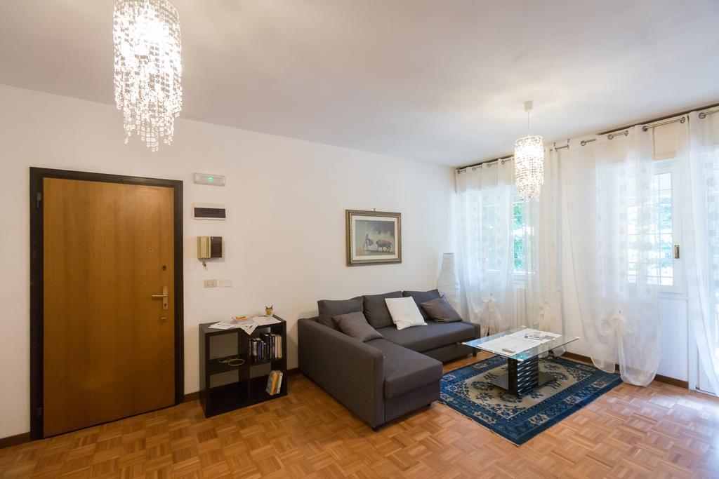Bolognina Central Apartment Bologna Exterior photo