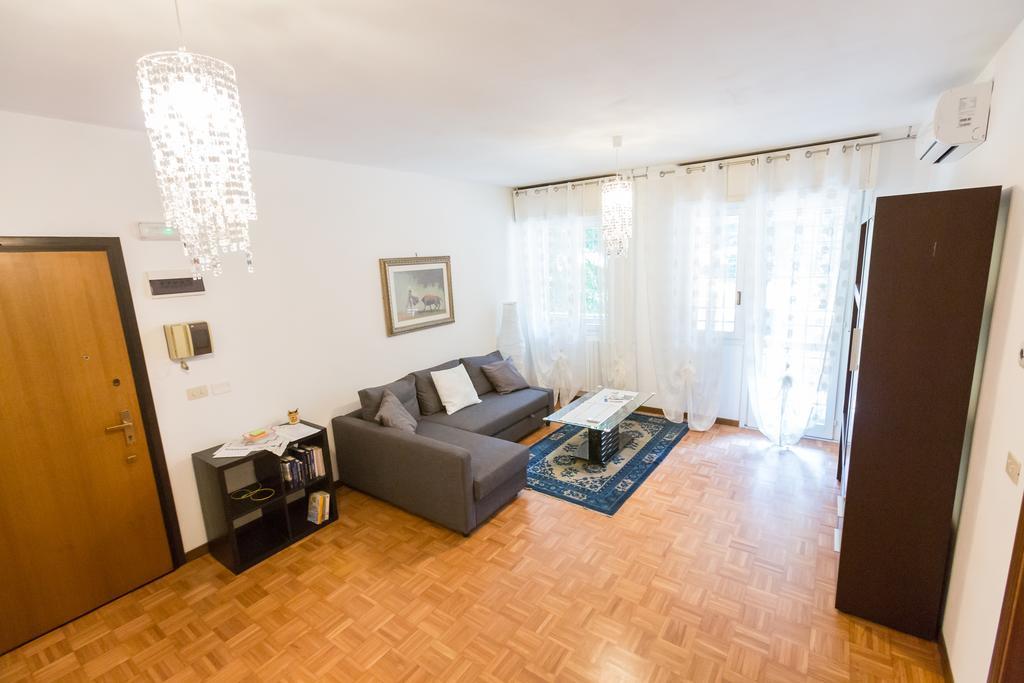 Bolognina Central Apartment Bologna Exterior photo