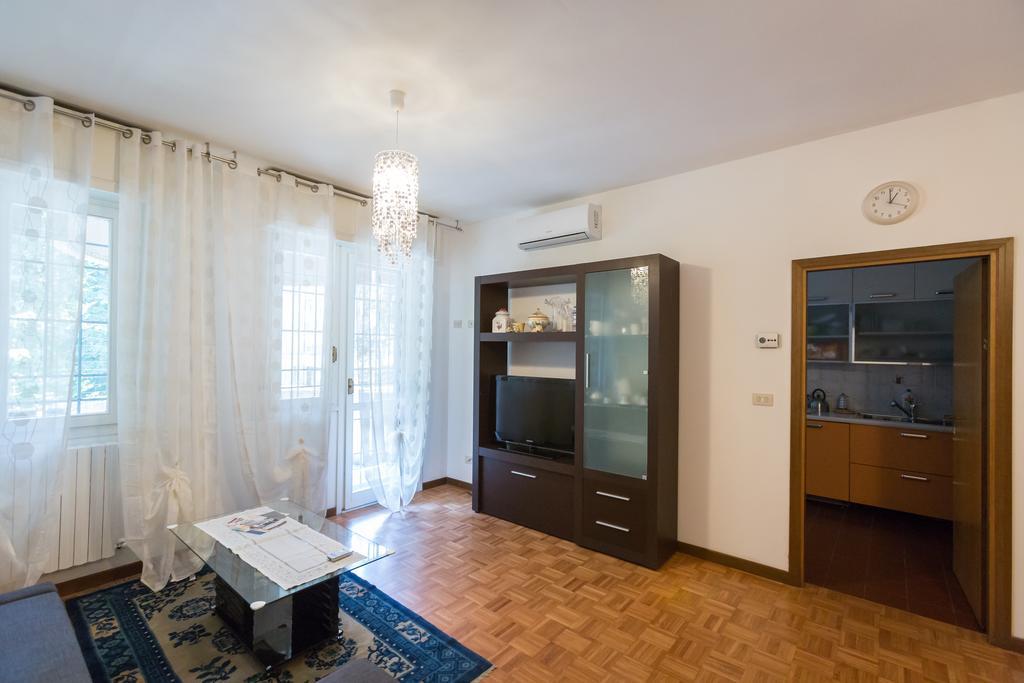 Bolognina Central Apartment Bologna Exterior photo